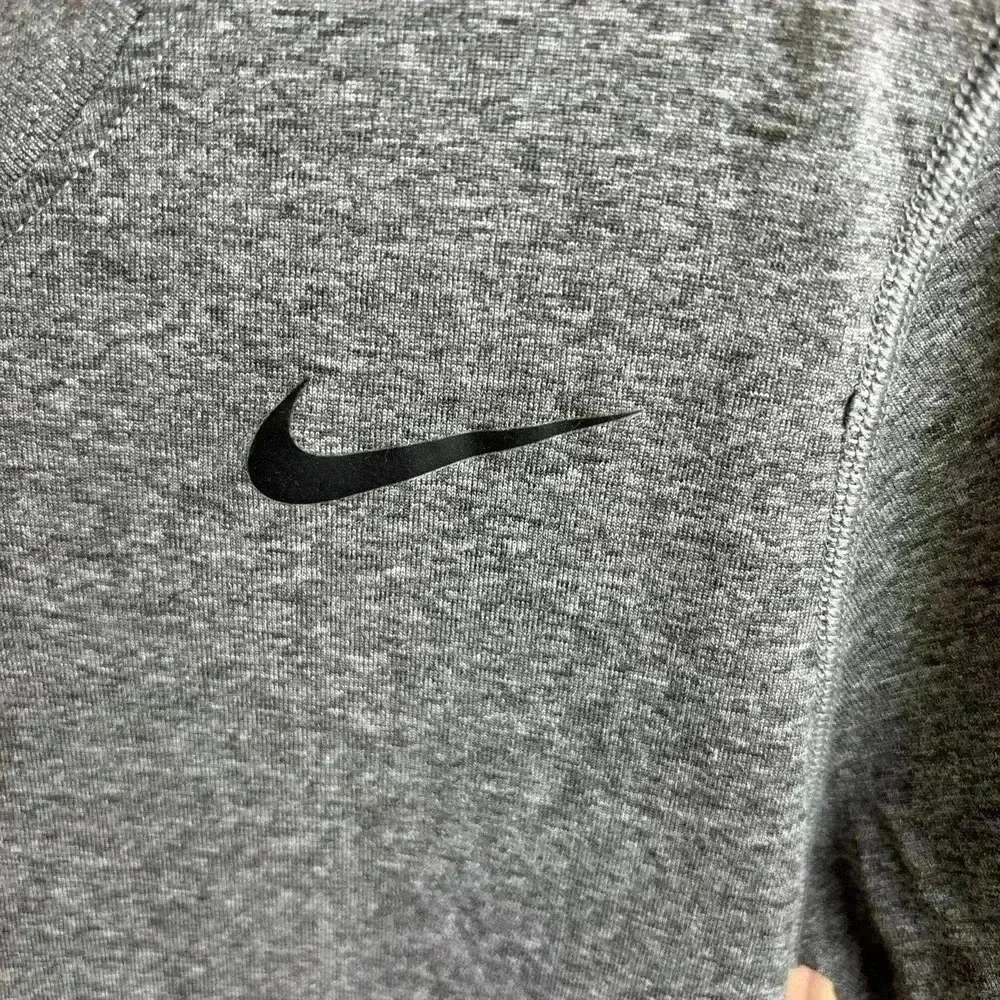 Nike Dri-Fit Women’s T-Shirt Heathered Gray Size M